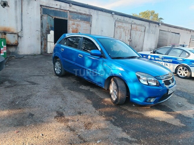 Kia Rio-3