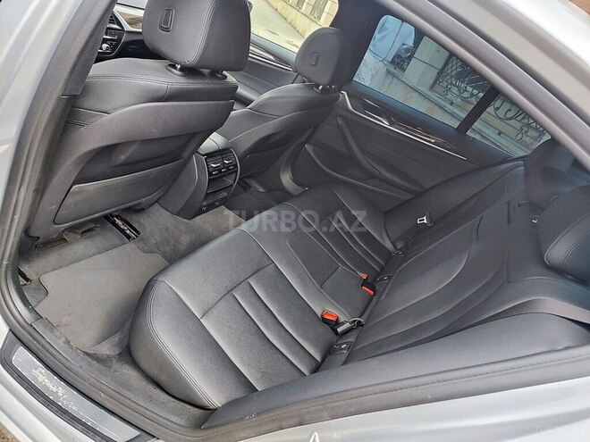 BMW 530-9
