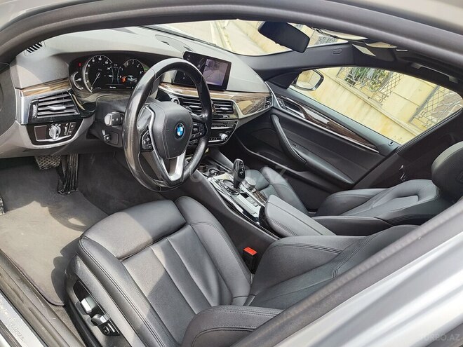 BMW 530-8