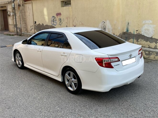 Toyota Camry-2