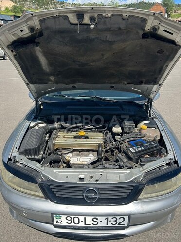 Opel Vectra-7