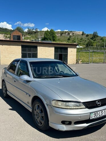 Opel Vectra-6