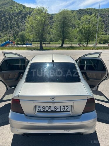 Opel Vectra-15