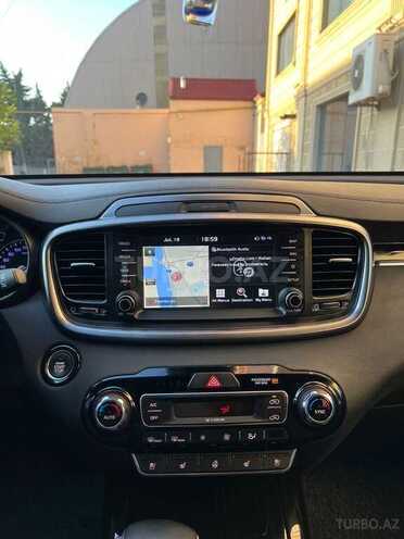 Kia Sorento-9