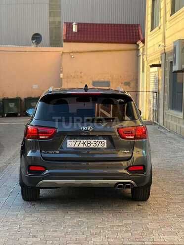 Kia Sorento-14