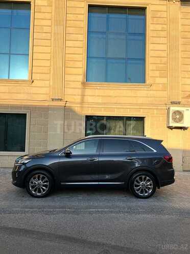 Kia Sorento-4