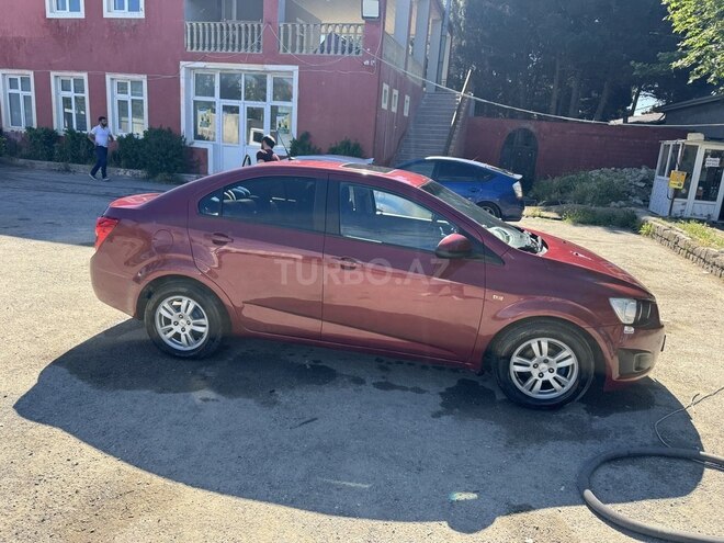 Chevrolet Aveo-9