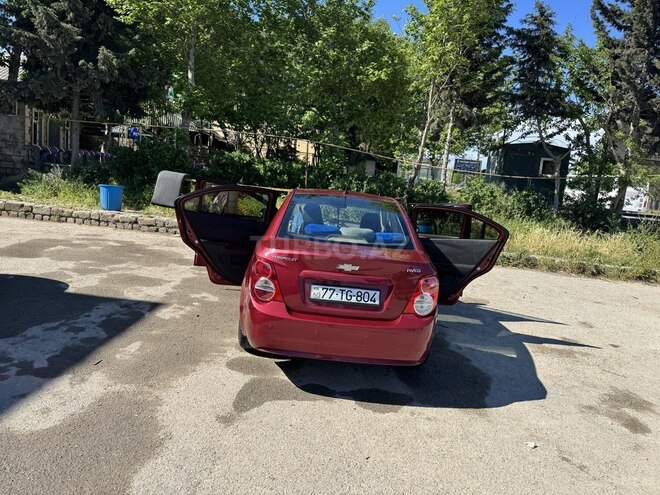 Chevrolet Aveo-8