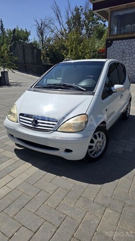 Mercedes A 160-1