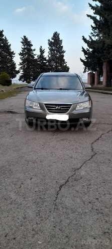 Hyundai Sonata-1