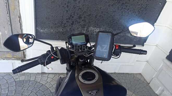 Suzuki V-Strom 250-7