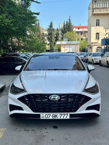 Hyundai Sonata-1
