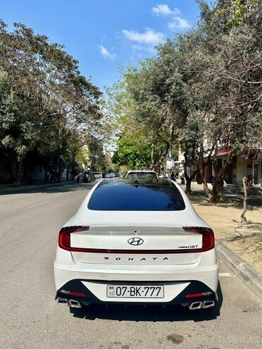 Hyundai Sonata-5