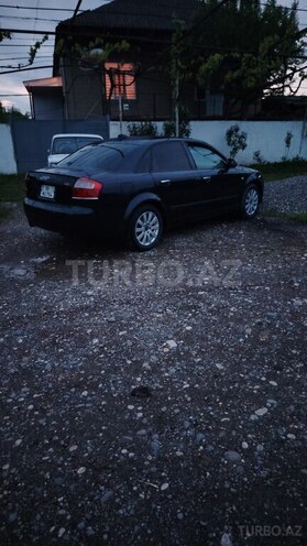Audi A4-3