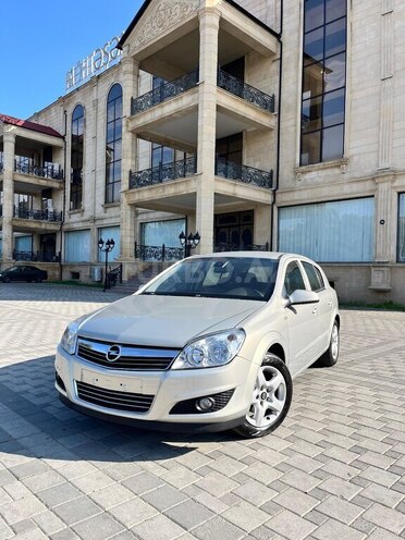 Opel Astra-2