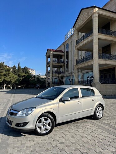 Opel Astra-7