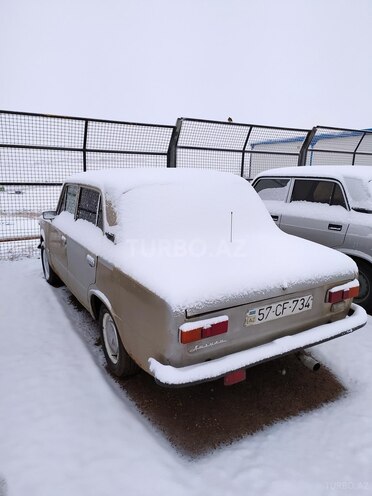 LADA (VAZ) 21011-10