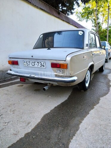 LADA (VAZ) 21011-3