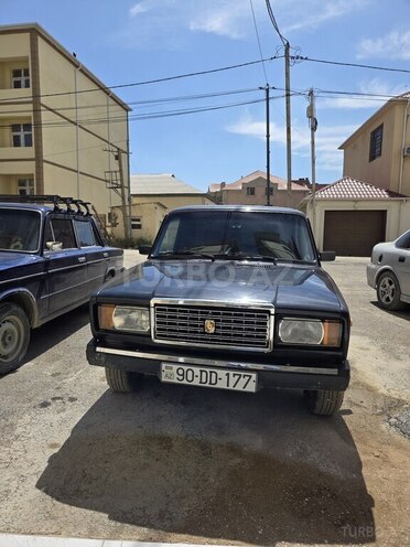 LADA (VAZ) 2107-1