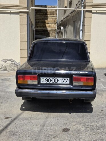 LADA (VAZ) 2107-2