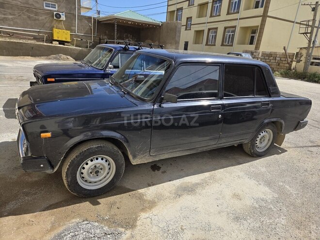 LADA (VAZ) 2107-4