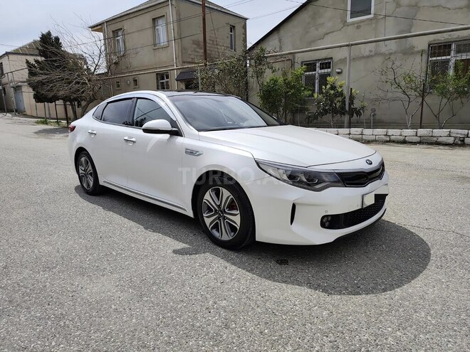 Kia K5-4