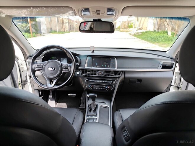 Kia K5-11