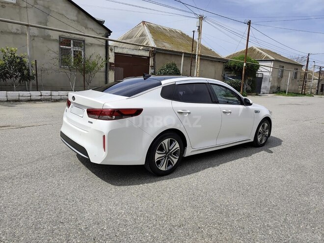 Kia K5-8