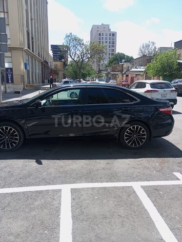 Toyota Camry-6