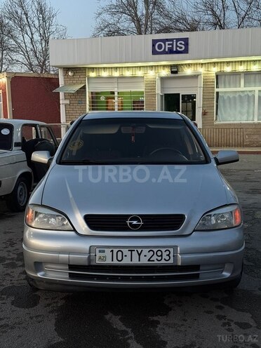 Opel Astra-1