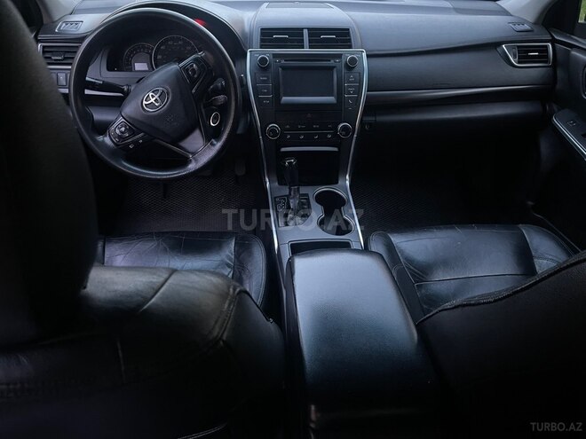 Toyota Camry-4