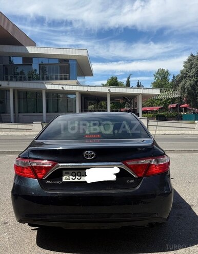 Toyota Camry-7