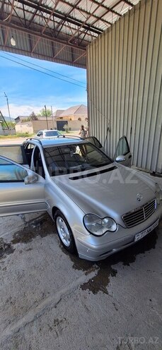 Mercedes C 200-4