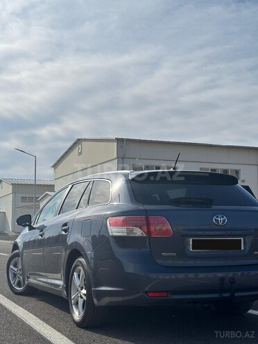 Toyota Avensis-3