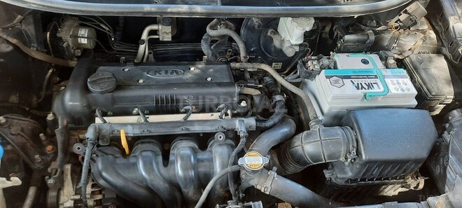 Kia Rio-4