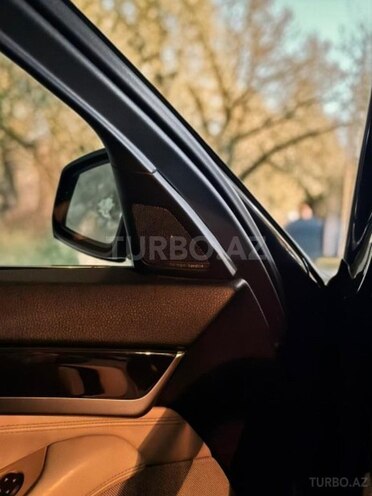 BMW 528-2