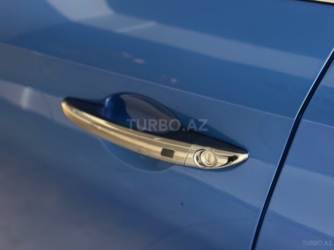 Hyundai Sonata-19