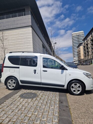 Renault Dokker-15