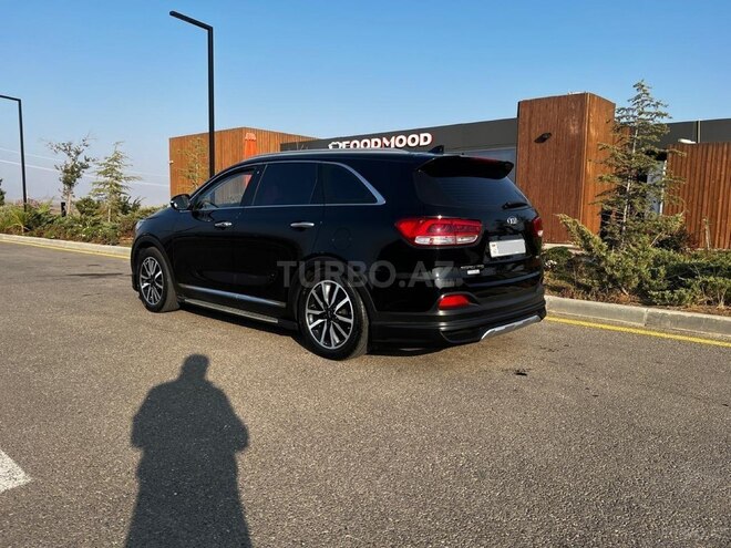 Kia Sorento-2