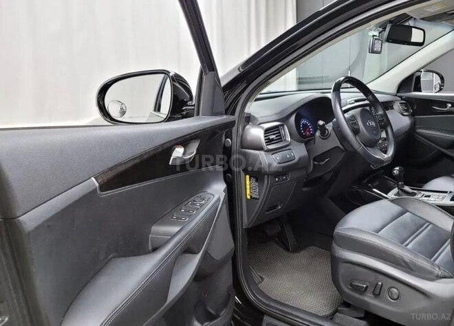 Kia Sorento-7