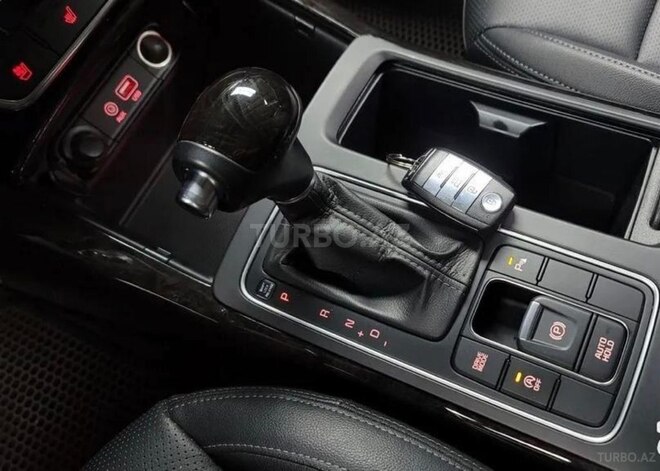 Kia Sorento-8