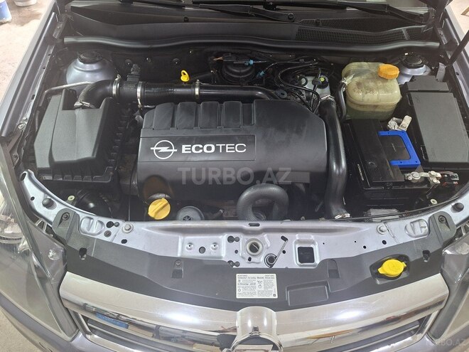 Opel Astra-11