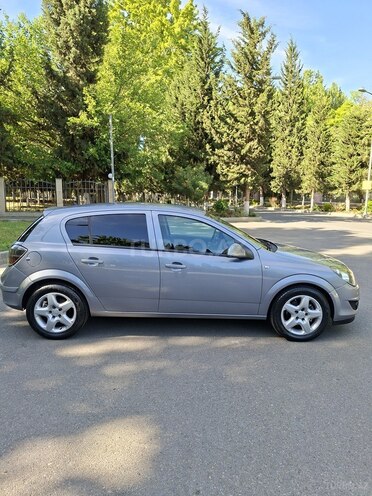 Opel Astra-2
