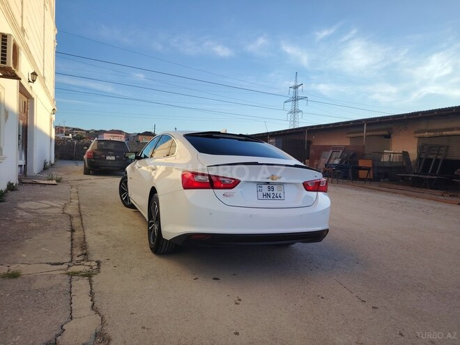 Chevrolet Malibu-8