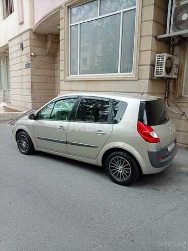 Renault Scenic-4