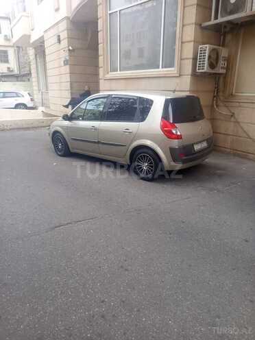 Renault Scenic-2