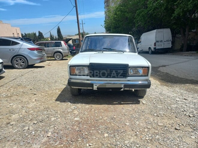 LADA (VAZ) 2107-1