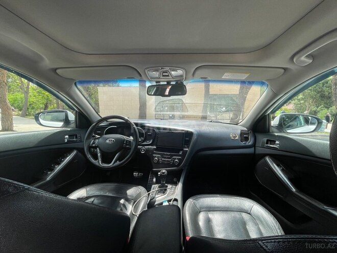 Kia Optima-12