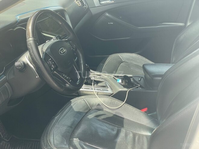Kia Optima-17