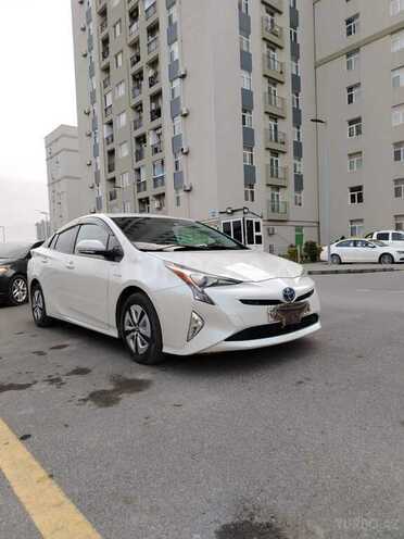 Toyota Prius-4